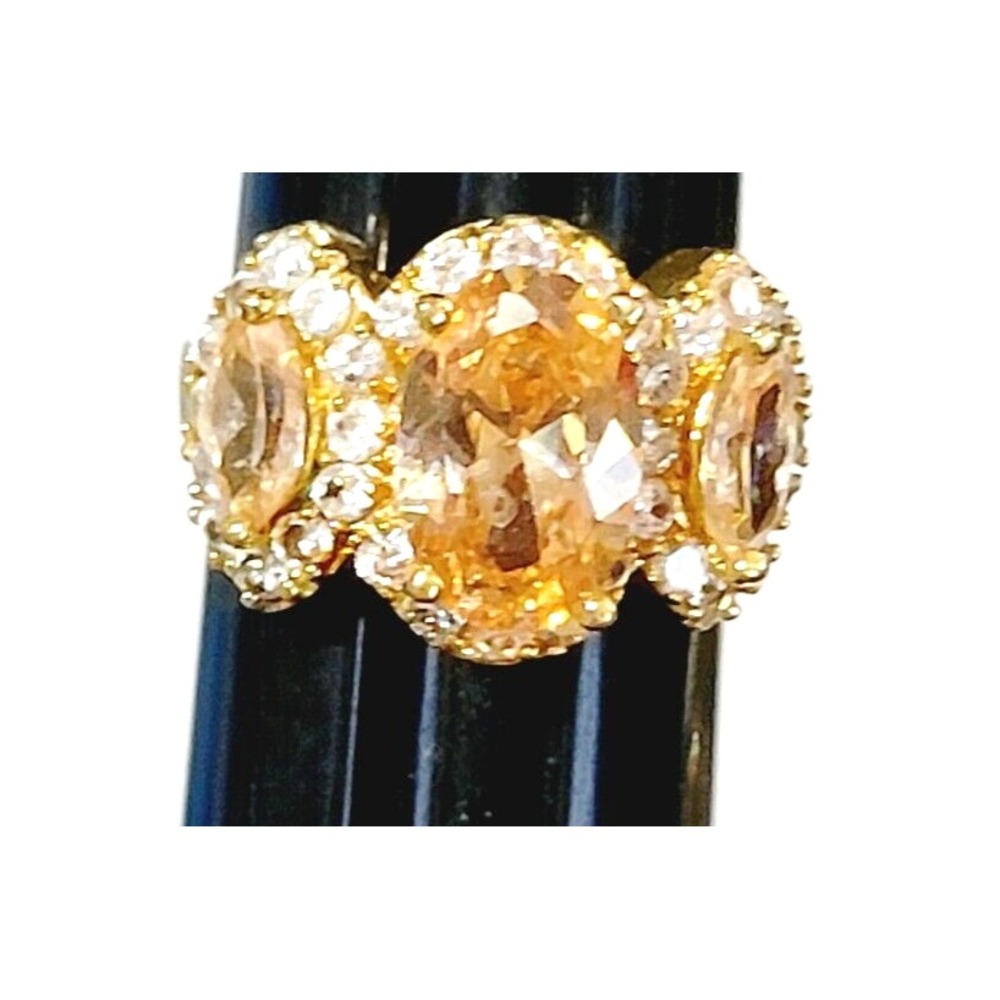 Vintage Peach Ring Glass & White Rhinestone Gold Tone Mogul Fashion Ring Size 8